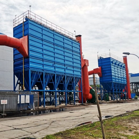 煙氣凈化治理之熔煉保溫爐炒灰機脈沖袋式除塵器